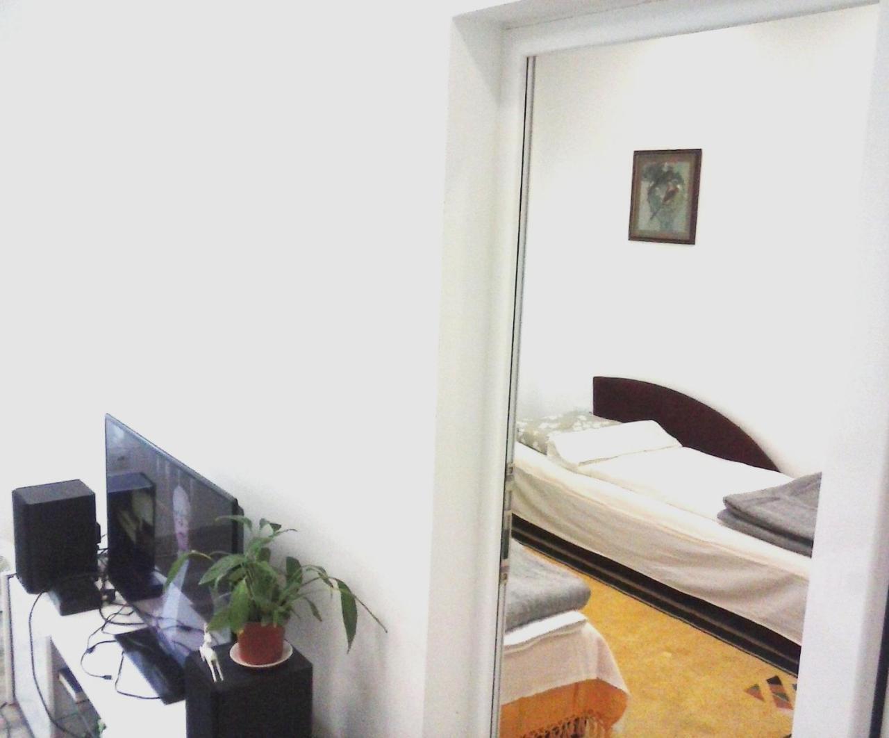 Apartman Veljic Ni Екстериор снимка
